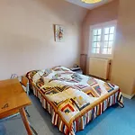 Houat بيت للعطل